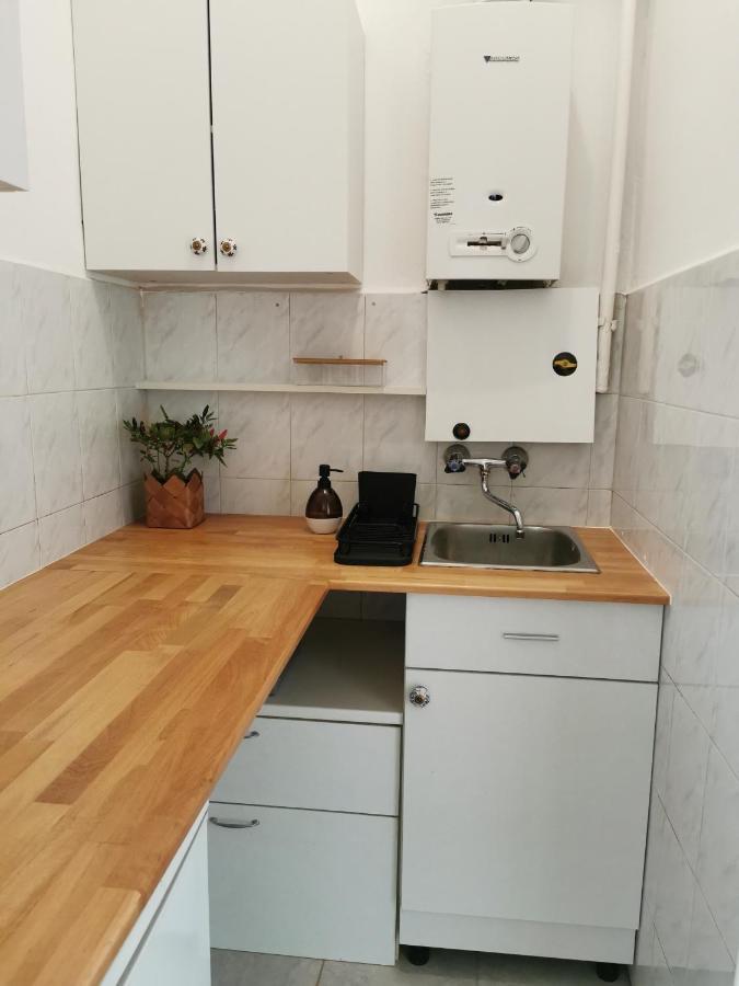 Central Buda Side Studio Apartment Budapest